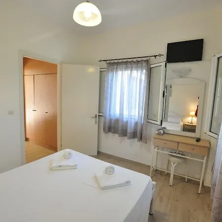 Hotel Acharavi Garden 3*